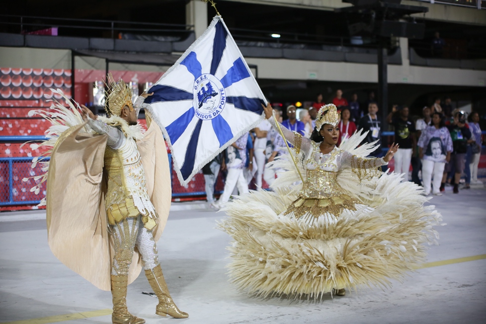 Galeria do Samba - Unidos do Viradouro apresentou seu novo casal de mestre- sala e porta-bandeira