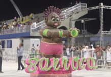 Homenagens a Borjão e forte canto dão o tom do ensaio técnico da Barroca Zona Sul