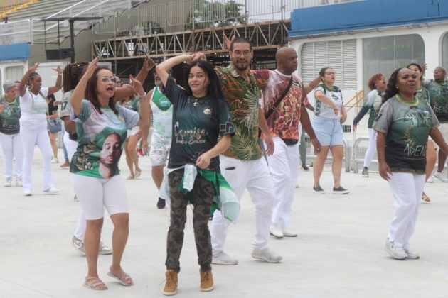 CamisaVerde et CarnavalescoRenan