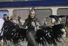 Apesar da forte chuva, comissão de frente se destaca em primeiro ensaio técnico da Colorado do Brás