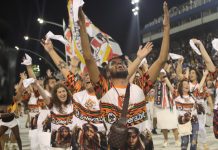 Mais leve, Independente tem o samba como grande destaque no ensaio técnico