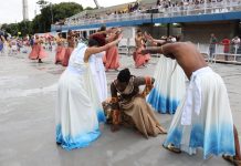 Com dança forte, comissão de frente é destaque de ensaio técnico da Unidos do Peruche