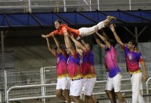 Depois de sol intenso, Rosas de Ouro supera chuva e melhora pontos importantes em ensaio técnico