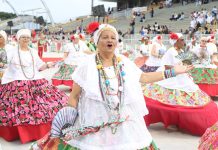 Comissão de frente e ala musical embalam ensaio técnico da X-9 Paulistana