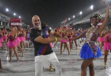 Fotos: ensaio técnico da União da Ilha no Sambódromo