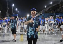 Freddy Ferreira analisa a bateria de Niterói no ensaio técnico