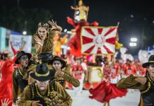 Unidos de Padre Miguel faz ensaio irretocável e mostra que não precisa de milagre para o título da Série Ouro