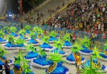 Baianas da Em Cima da Hora trazem revolução pernambucana