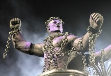 Imperatriz da Paulicéia tem início de desfile vibrante, mas peca em acabamento de escultura do segundo carro