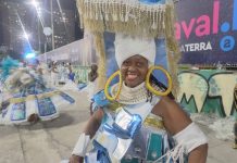 Baianas da Portela vieram com encontro feminino diante do mar