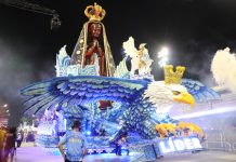 Fotos: desfile da Primeira da Cidade Líder no Carnaval 2024