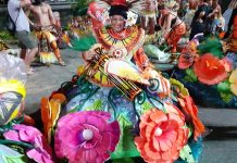 Baianas do Salgueiro se vestem de mãe natureza