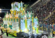 São Clemente celebrou a obra de Zé Katimba e levou a velha-guarda da Imperatriz para a Avenida em uma linda homenagem ao pavilhão