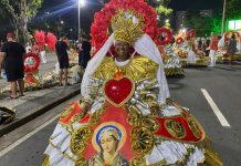 Com fé em padre Cícero e na santa, as baianas da UPM sonham com a vitória da escola