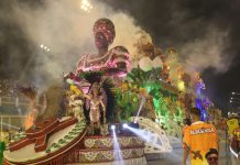 Visual da X-9 Paulistana se destaca em desfile no Carnaval 2024