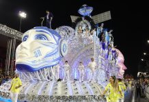 Repleta de grandes histórias e alegorias, Águia de Ouro surpreende homenageando o rádio