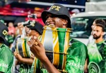 Freddy Ferreira analisa a bateria da Imperatriz no ensaio técnico