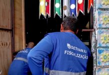 Detran aprova carros alegóricos em vistoria de segurança no Rio