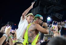 Com samba na boca do povo e brasilidade na veia, Mocidade realiza desfile vibrante, com destaque para canto da comunidade