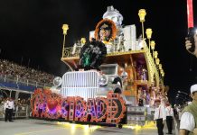 Mocidade Alegre: fotos do desfile no Carnaval 2024