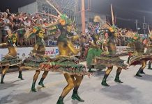 Veja como foram os desfiles da Série Prata na Intendente Magalhães no Carnaval 2024