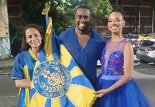 Em noite de celebração, comunidade comparece em peso no último ensaio de rua do Tuiuti e desfila com muita garra e alegria