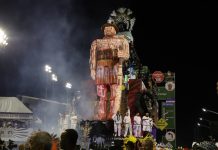 Vai-Vai canta forte para abrir segunda noite do Grupo Especial de São Paulo