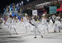 Vila Isabel faz ensaio técnico de alto nível de harmonia e evolução, mostrando excelência na defesa dos quesitos