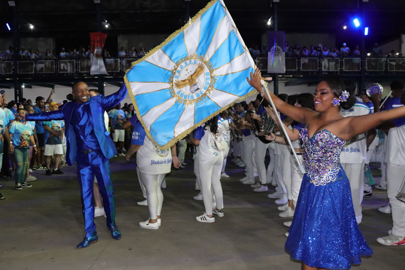 AguiaDeOuro et CasalPavilhao