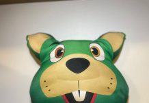 Mocidade apresenta novidades na boutique: camisetas dos orixás e boneco temático do Castorzinho