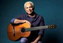 Paulinho da Viola faz show no Rio e grava registro audiovisual