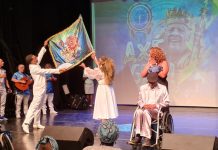 Pura emoção! Unidos do Peruche lança enredo e vai homenagear ‘Seu Carlão’, principal baluarte da escola