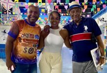 Mestres de bateria da Portela, Nilo Sérgio e Marçal, recebem moção e medalha Pedro Ernesto