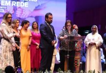 Catia Drumond assina carta-compromisso em defesa das meninas e mulheres do Rio de Janeiro