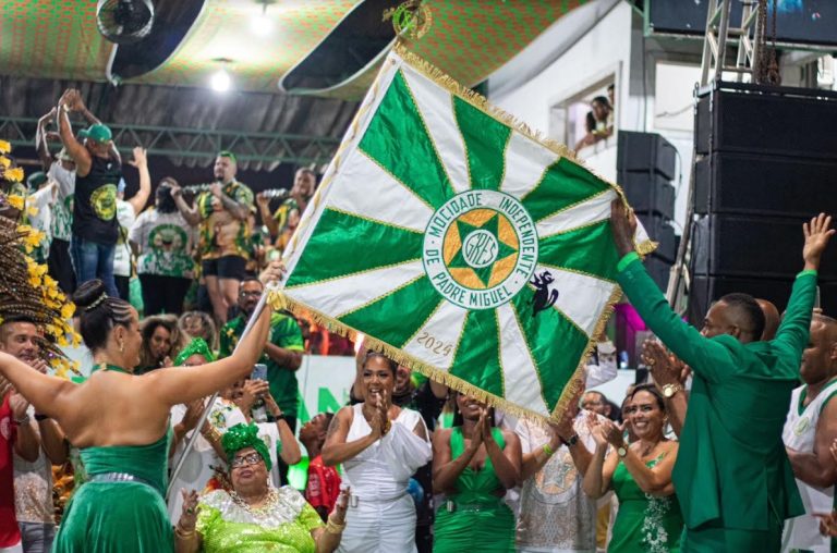 Mocidade realiza feijoada com Portela e União da Ilha como convidadas