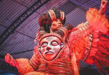 Com volume e altura, Gaviões da Fiel impressionam em apresentação das fantasias para o Carnaval 2025