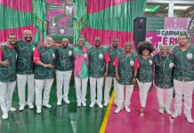 Eugênio Leal conversa com compositores finalistas da Mangueira