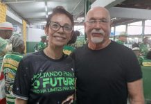 De volta à Estrela-Guia! Renato e Márcia Lage se sentem em casa na volta para Mocidade