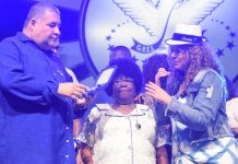 Presidente Fábio Pavão recebe Medalha Tiradentes