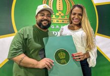 Quitéria Chagas conhece fantasia que usará na Sapucaí em retorno como rainha de bateria do Império Serrano