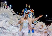 Celsinho Mody celebra dez carnavais pelo Acadêmicos do Tatuapé