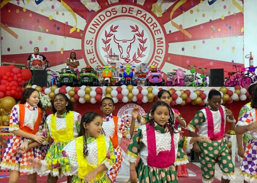 Unidos de Padre Miguel celebra 19º Festival da Alegria com diversão para a comunidade