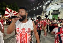 Posturada e calma, Unidos de Padre Miguel abre temporada de ensaios de rua, embalada pelo ritmo de mestre Dinho