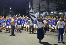 Integrantes da Portela celebram em ensaio de rua o andamento perfeito para o samba-enredo do Carnaval 2025