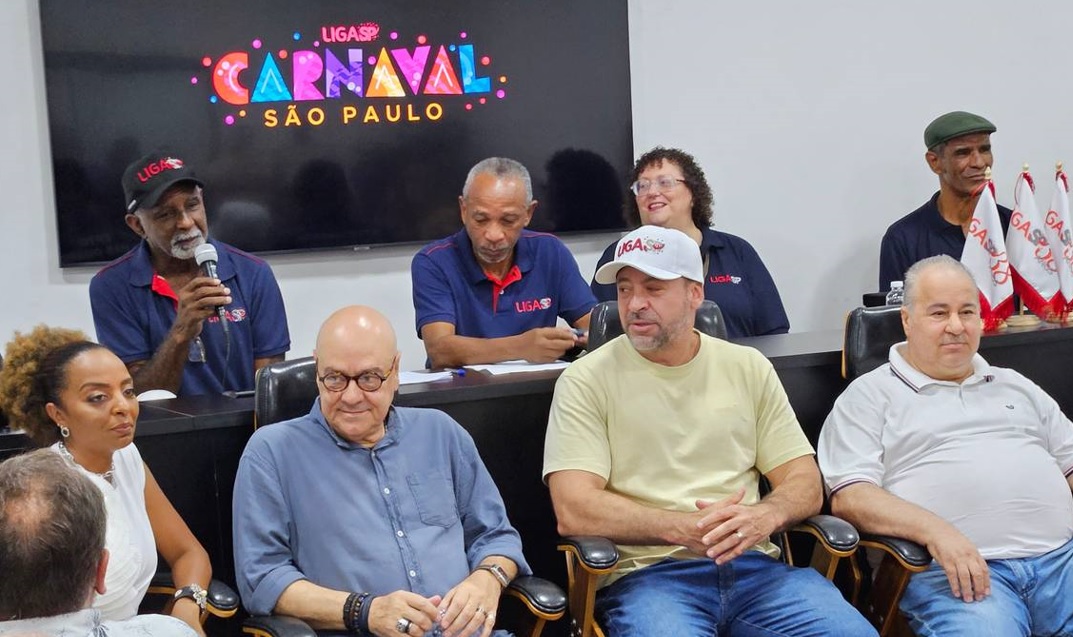 Discursos e homenagens marcam a abertura da Semana do Samba na sede da Liga-SP