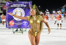 Fotos: ensaio técnico da Em Cima da Hora no Sambódromo