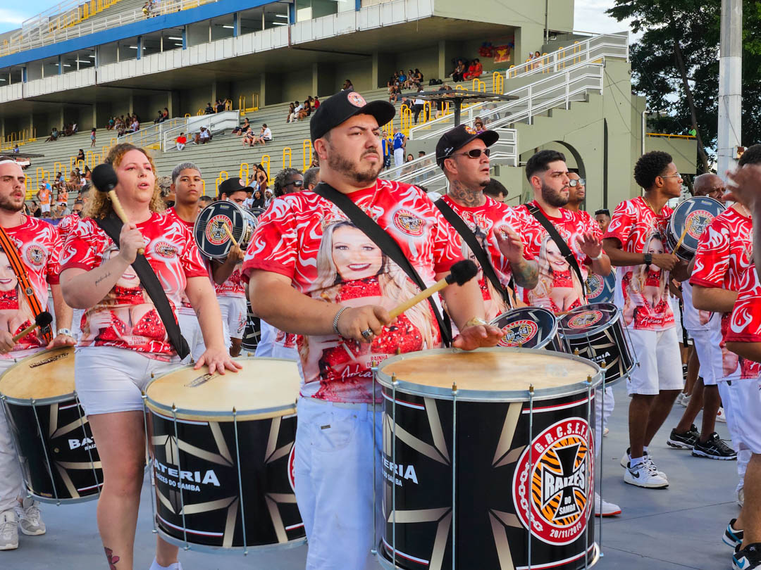 RaizesDoSamba ET BateriaRaizes