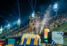 Público na Sapucaí avalia o primeiro dia de ensaios técnicos do Grupo Especial