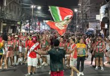 Embalada e confiante, Grande Rio faz ensaio de rua marcado por excelência dos quesitos