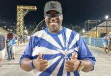 Portela anuncia renovação de Gilsinho